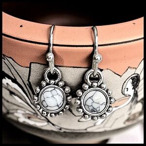 5 For $25💫Small Santa Fe Boho White Marble Medallion Earrings